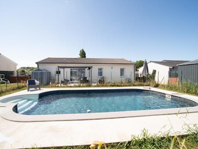 Vente Maison 5 pièces 96 m2 La Lande de Fronsac
