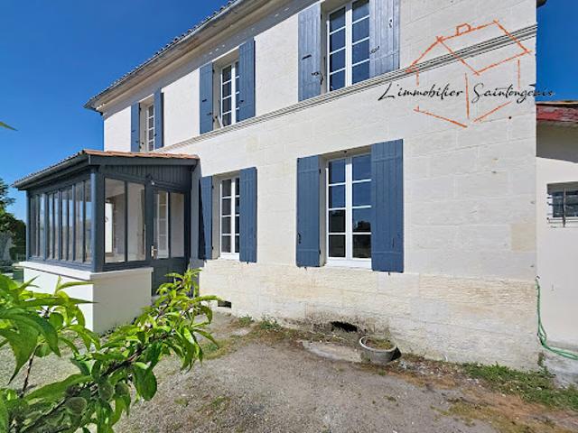 Vente Maison 5 pièces 96 m2 Saint Ciers du Taillon