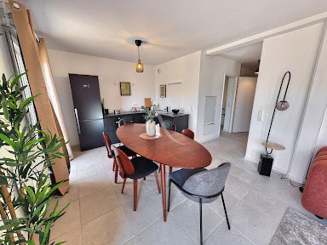 Vente Maison 5 pièces 97.11 m2 Avrille