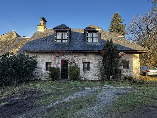 Vente Maison 5 pièces 97.27 m2 Moustier Ventadour