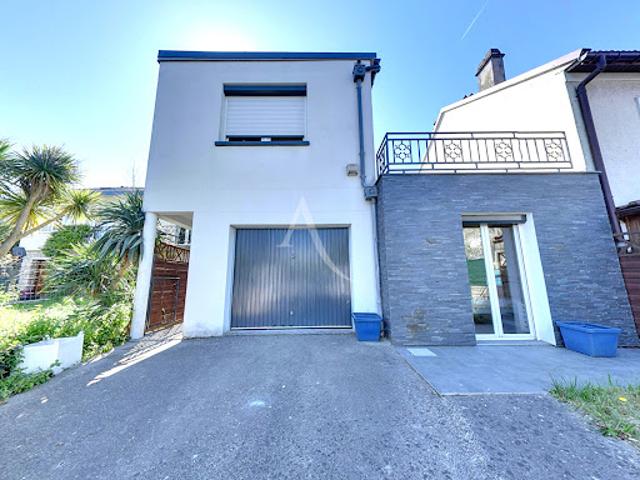 Vente Maison 5 pièces 97 m2 Noisy le Grand