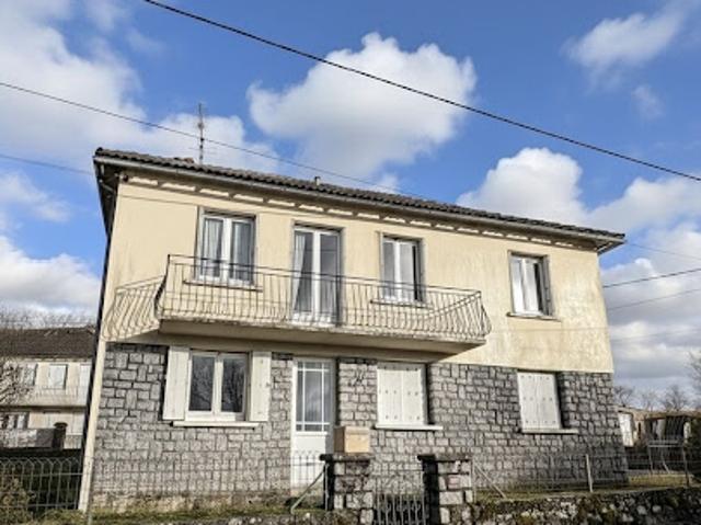 Vente Maison 5 pièces 98 m2 Pierrefort