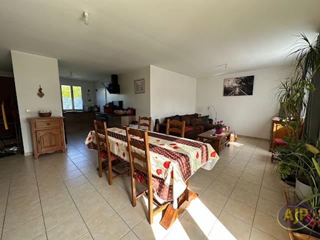Vente Maison 5 pièces 99 m2 Montils