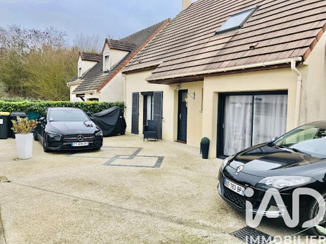 Vente Maison 5 pièces 99 m2 Savigny le Temple
