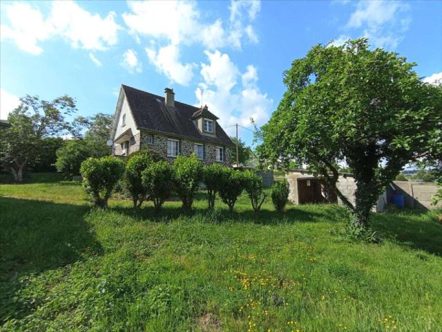 Vente maison 5 pièces Conde sur Noireau 14