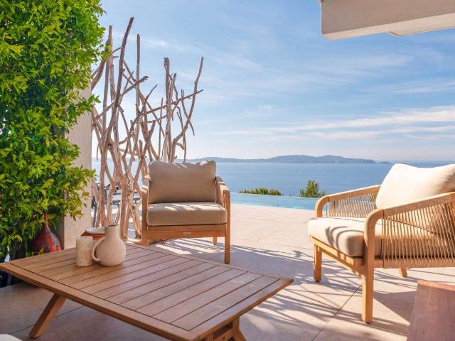 Vente maison 5 pièces Carqueiranne 83