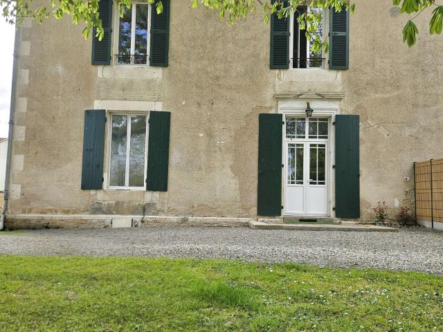 Vente maison 5 pièces Champagné les Marais 85