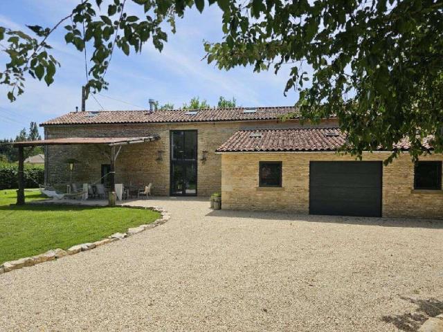 Vente maison 5 pièces Charroux 86