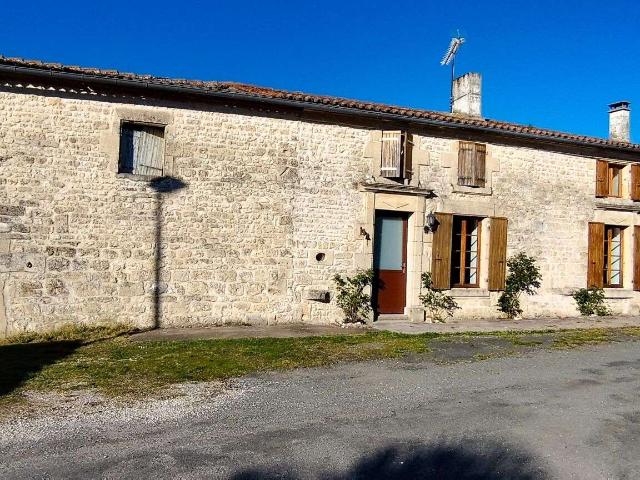 Vente maison 5 pièces Cherbonnières 17
