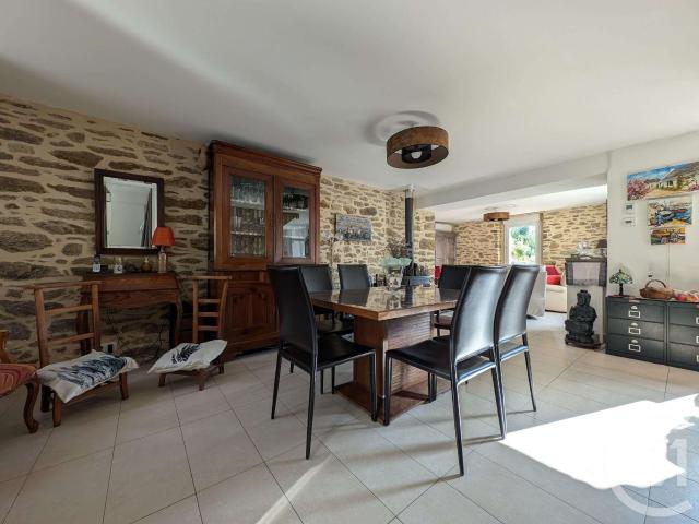Vente maison 5 pièces Ambon 56