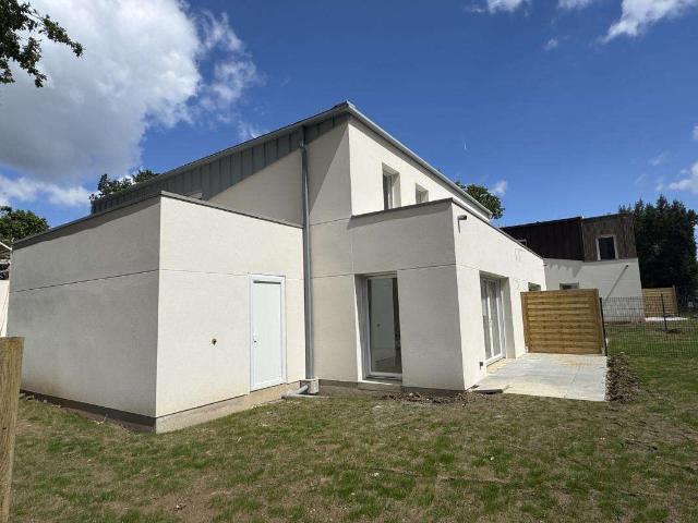 Vente maison 5 pièces Angers Saint Serge 49