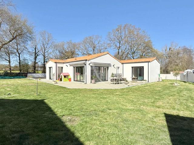 Vente maison 5 pièces Aubigny les Clouzeaux 85