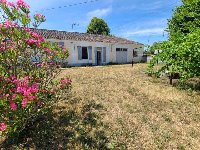 Vente maison 5 pièces Aumagne 17