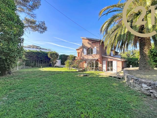 VENTE MAISON 5 PIECES AVEC TERRAIN PISCINABLE