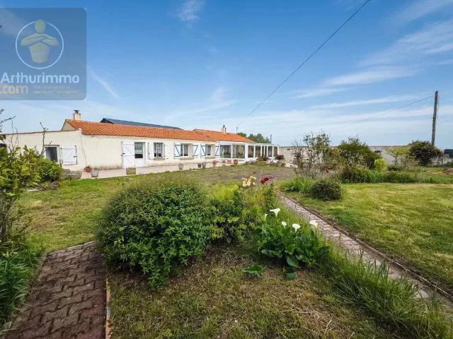 Vente maison 5 pièces Bouin 85