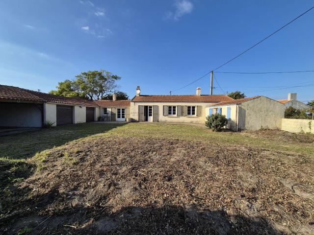 Vente maison 5 pièces Barbâtre 85
