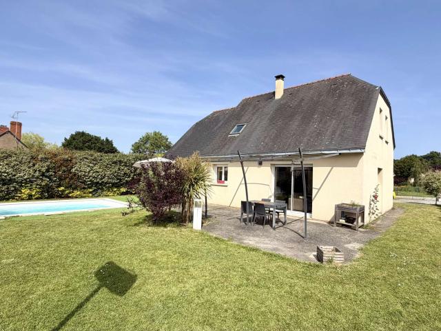 Vente maison 5 pièces Bécon les Granits 49