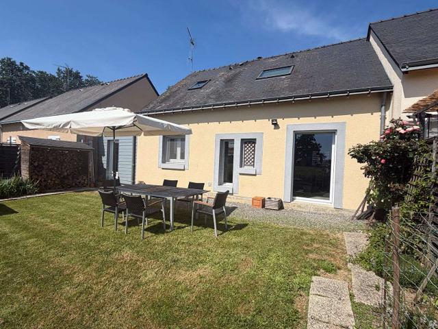 Vente maison 5 pièces Bécon les Granits 49