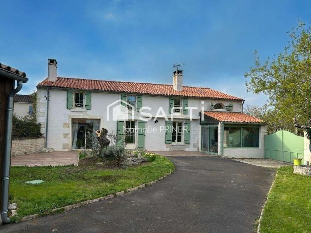 Vente maison 5 pièces Benet 85