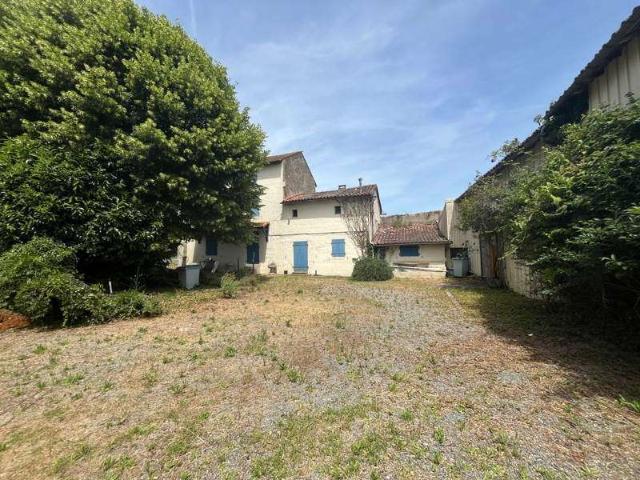 Vente maison 5 pièces Brioux sur Boutonne 79