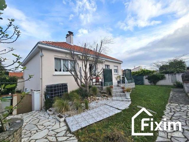 Vente maison 5 pièces Gorges 44