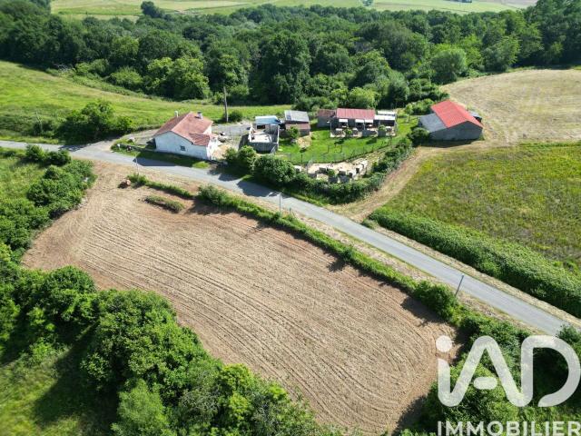 Vente maison 5 pièces Garos 64