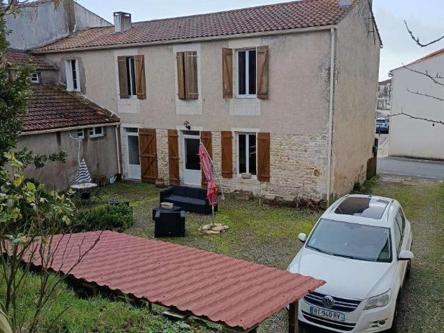 Vente maison 5 pièces Grues 85