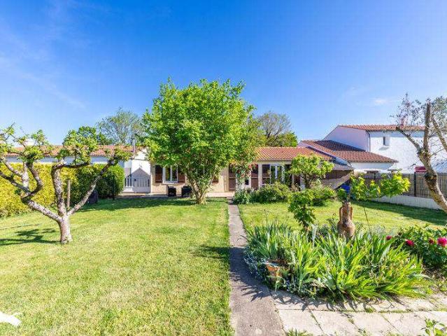 Vente maison 5 pièces Dompierre sur Yon 85