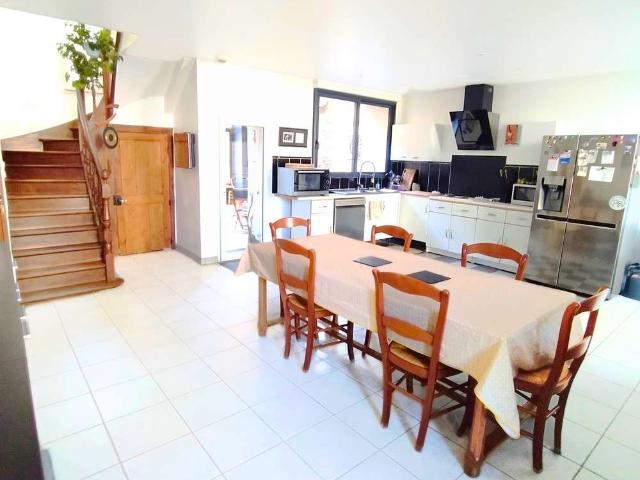 Vente maison 5 pièces Bécon les Granits 49