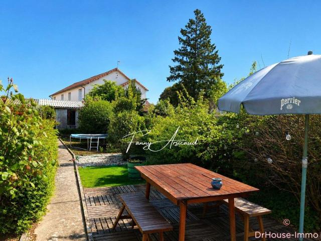 Vente maison 5 pièces Fontenay le Comte 85