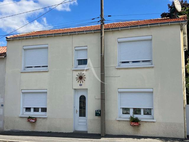 Vente maison 5 pièces Fontenay le Comte 85
