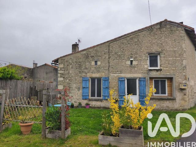 Vente maison 5 pièces Fontenille Saint Martin d'Entraigues 79