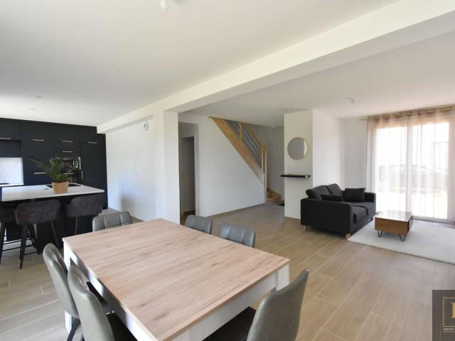 Vente maison 5 pièces Locqueltas 56