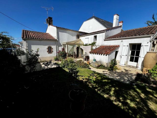 Vente maison 5 pièces Longeville sur Mer 85