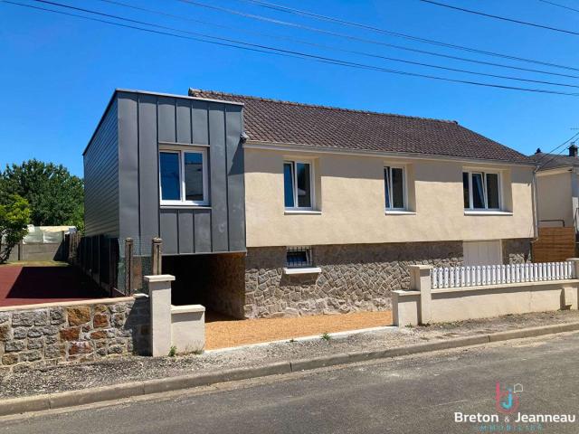 Vente maison 5 pièces Laval 53