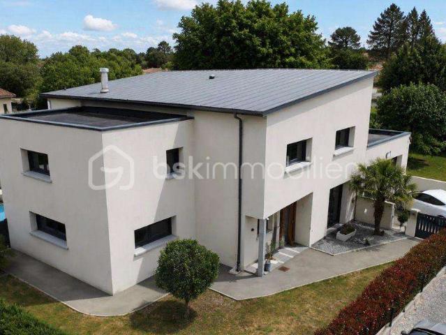 Vente maison 5 pièces La Chapelle des Marais 44
