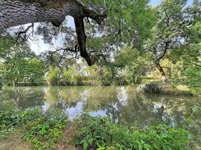 Vente maison 5 pièces La Chartre sur le Loir 72