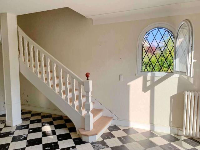 Vente maison 5 pièces La Chartre sur le Loir 72
