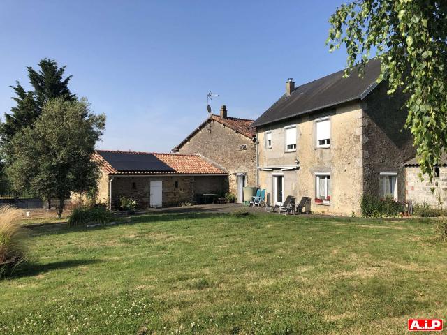 Vente maison 5 pièces La Châtaigneraie 85