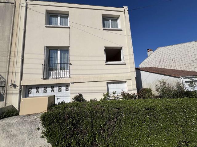 Vente maison 5 pièces La Roche Sur Yon Centre Ville 85