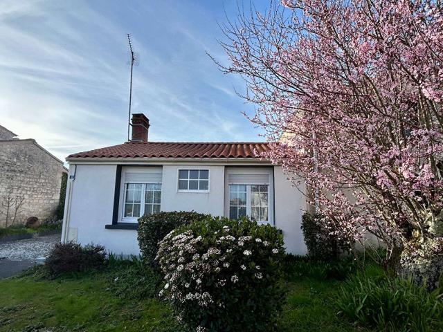 Vente maison 5 pièces Lairoux 85