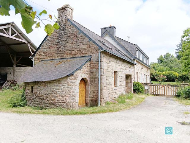 Vente maison 5 pièces Lanvénégen 56
