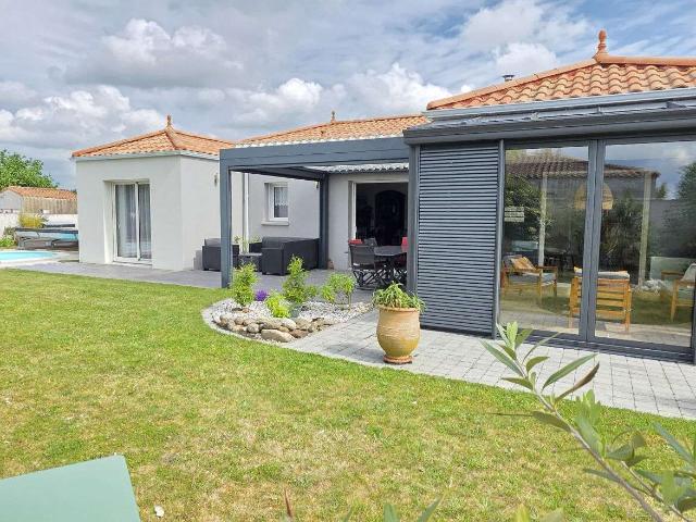 Vente maison 5 pièces Les Moutiers en Retz 44