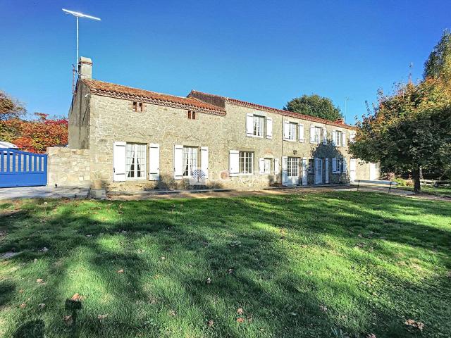 Vente maison 5 pièces Les Aubiers 79