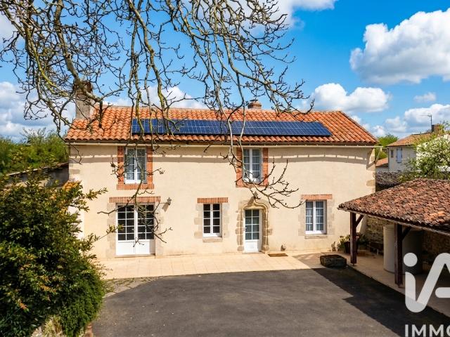Vente maison 5 pièces Lhoumois 79