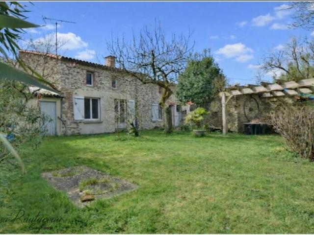 Vente maison 5 pièces Montaigu 85
