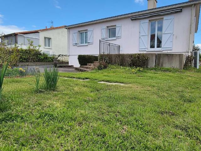 Vente maison 5 pièces Montaigu 85