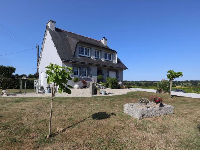 Vente maison 5 pièces Maël Carhaix 22