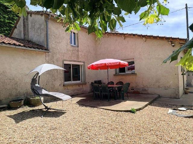 Vente maison 5 pièces Nanteuil en Vallée 16