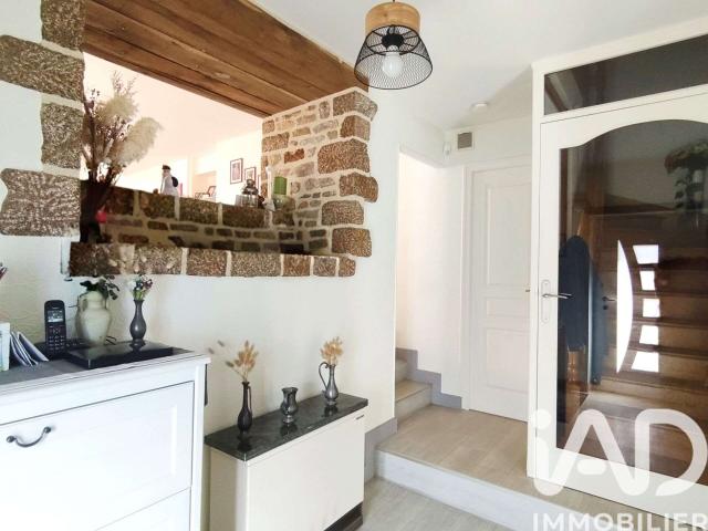 Vente maison 5 pièces Saint Aubin du Cormier 35